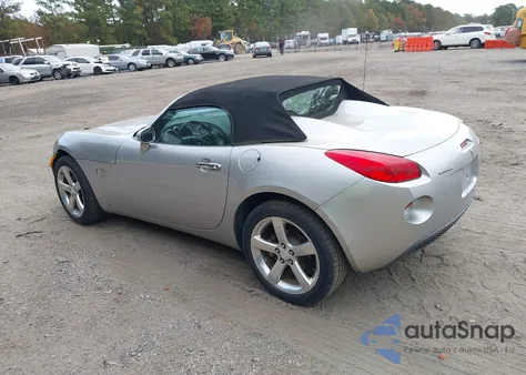 2007 Pontiac Solstice из США, поврежденный, VIN 1G2MB35B77Y125567